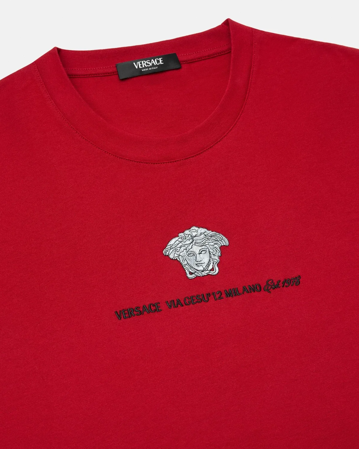 Футболка с вышивкой «Медуза» Милано VERSACE, красный — фото 2