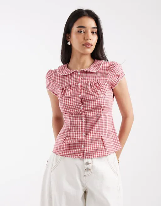 

Красная рубашка в мелкую клетку с воротником Питера Пэна Hollister