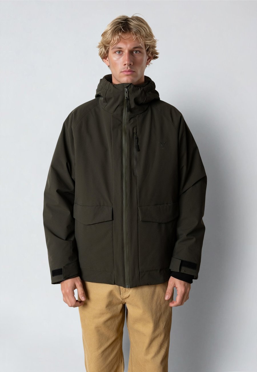 

Куртка Fat Moose Outdoor jacket, Beetle Green Fm-Beetle Green/Dark Green