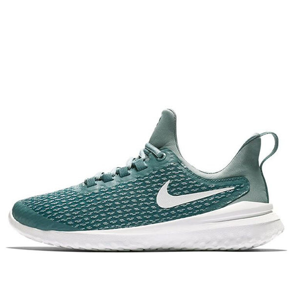 

Кроссовки обновляют конкурента Nike, белый