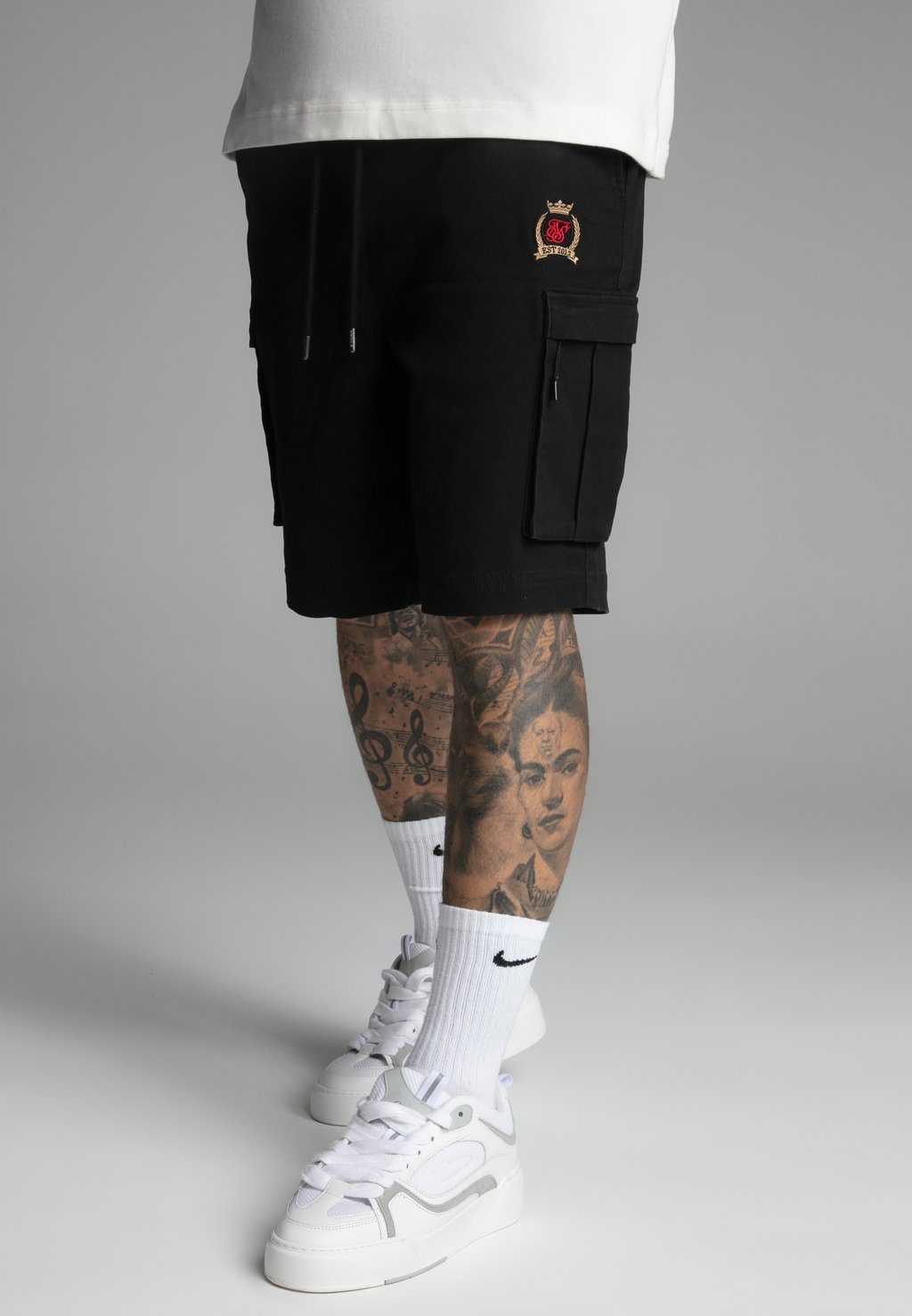 

Шорты SIKSILK, черный
