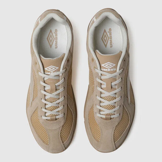 Мужские кроссовки Motor A1 бежевые от Umbro — фото 4