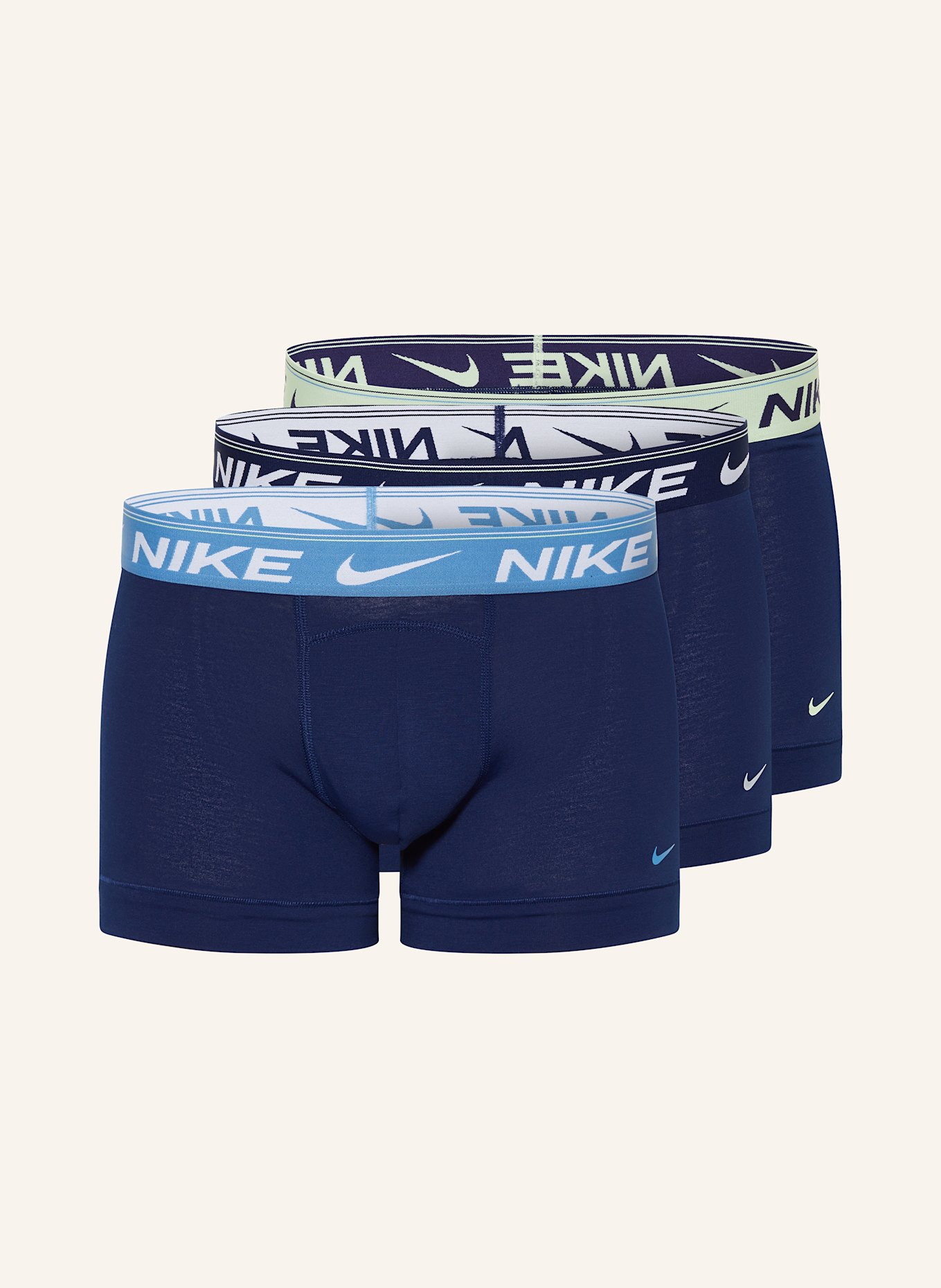

Упаковка из 3 пар трусов-боксеров Dri-Fit Ultra Comfort Nike, мультиколор