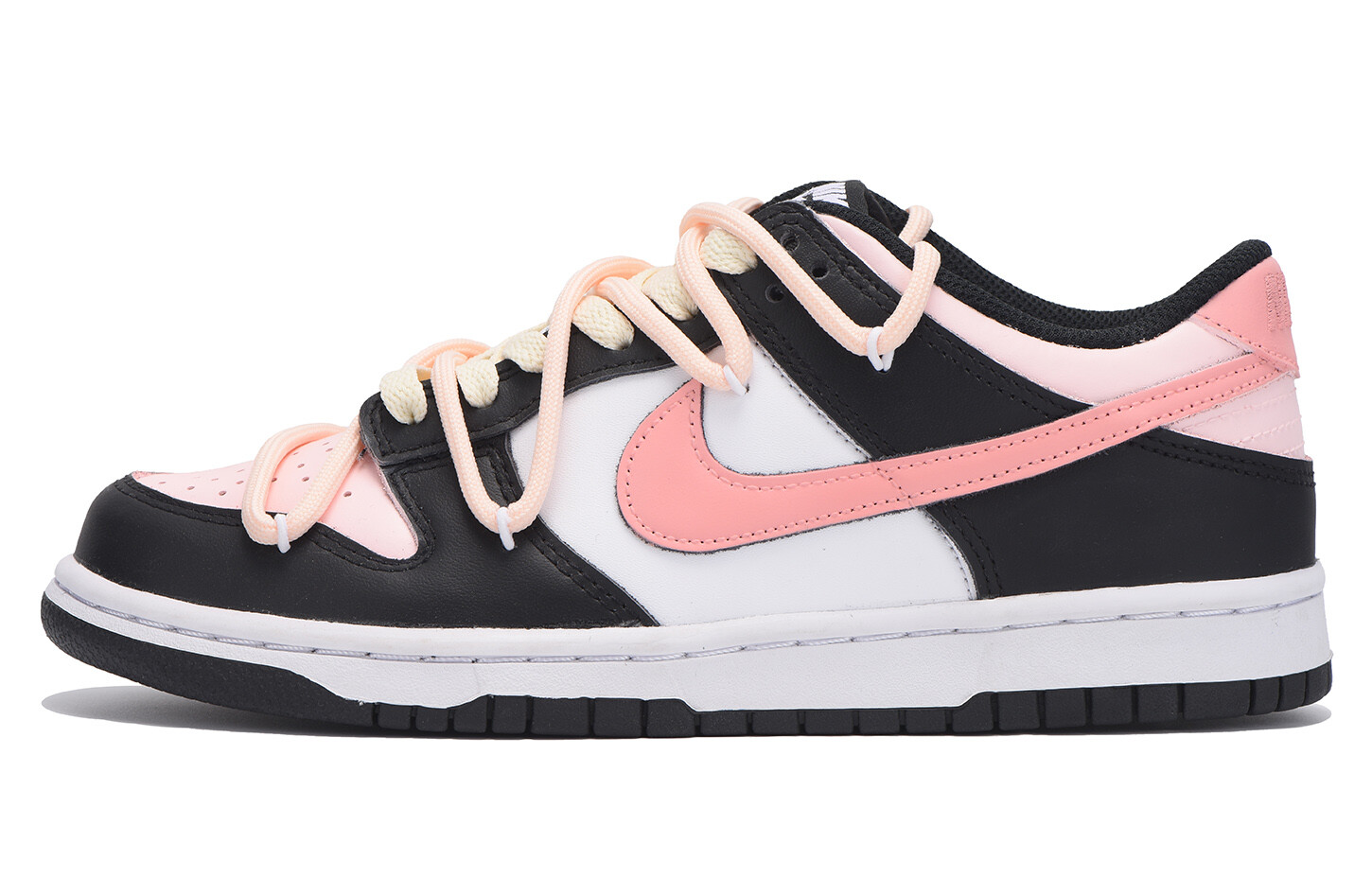 

Кроссовки Nike Dunk Skateboarding Shoes Women's Low-top White, черный/розовый
