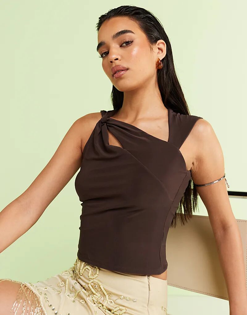 

Топ ASOS DESIGN с перекрещивающимися бретельками и вырезами шоколадного цвета