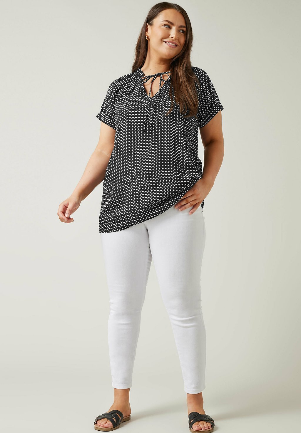 

Блуза DOT PRINT TIE NECK Evans, черный