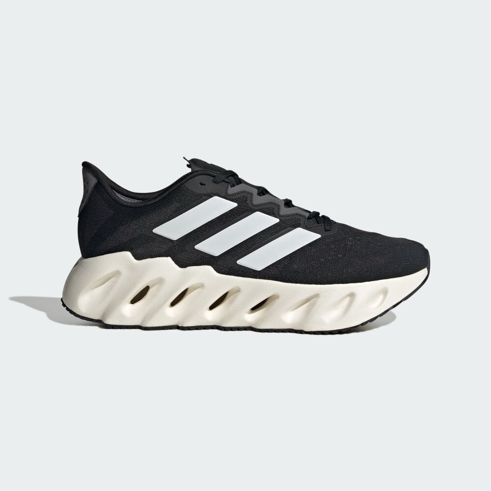 

Кроссовки Adidas SWITCH FWD, цвет Black/White/Grey Five