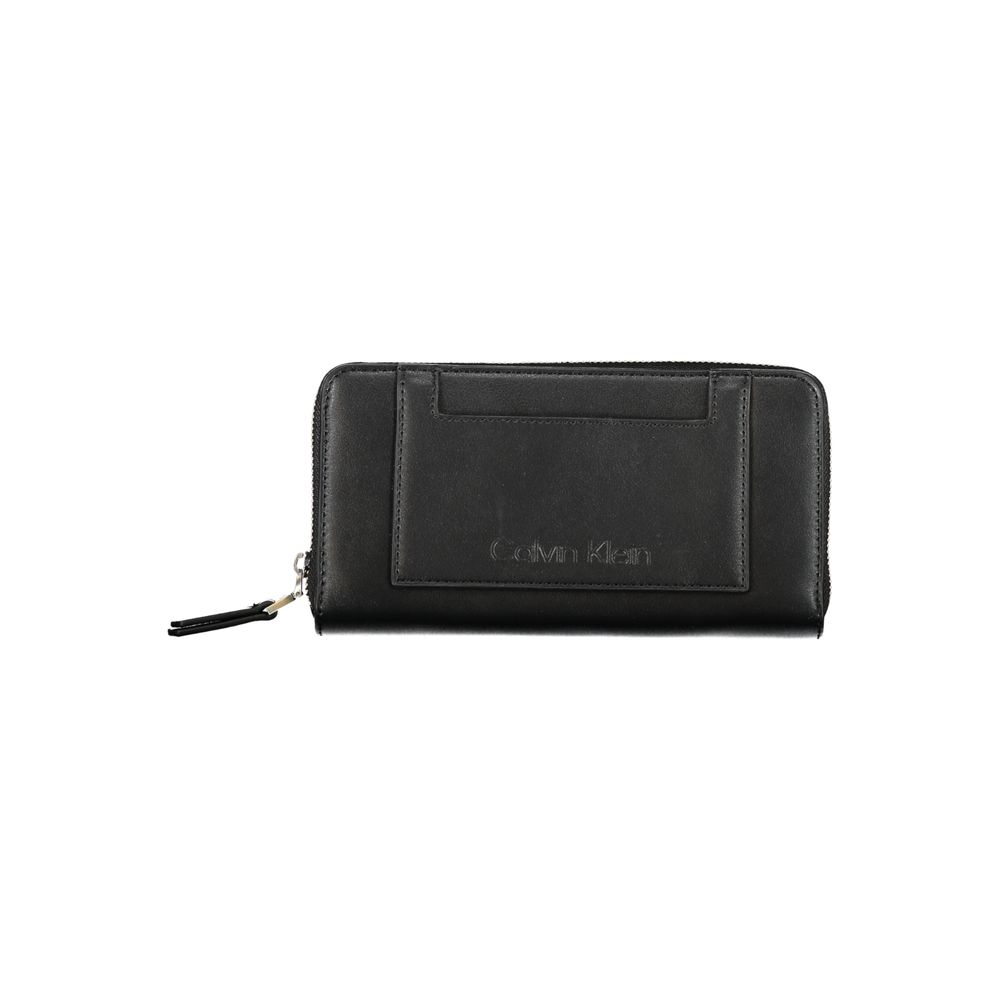 

Элегантный черный кошелек с несколькими отделениями Calvin Klein