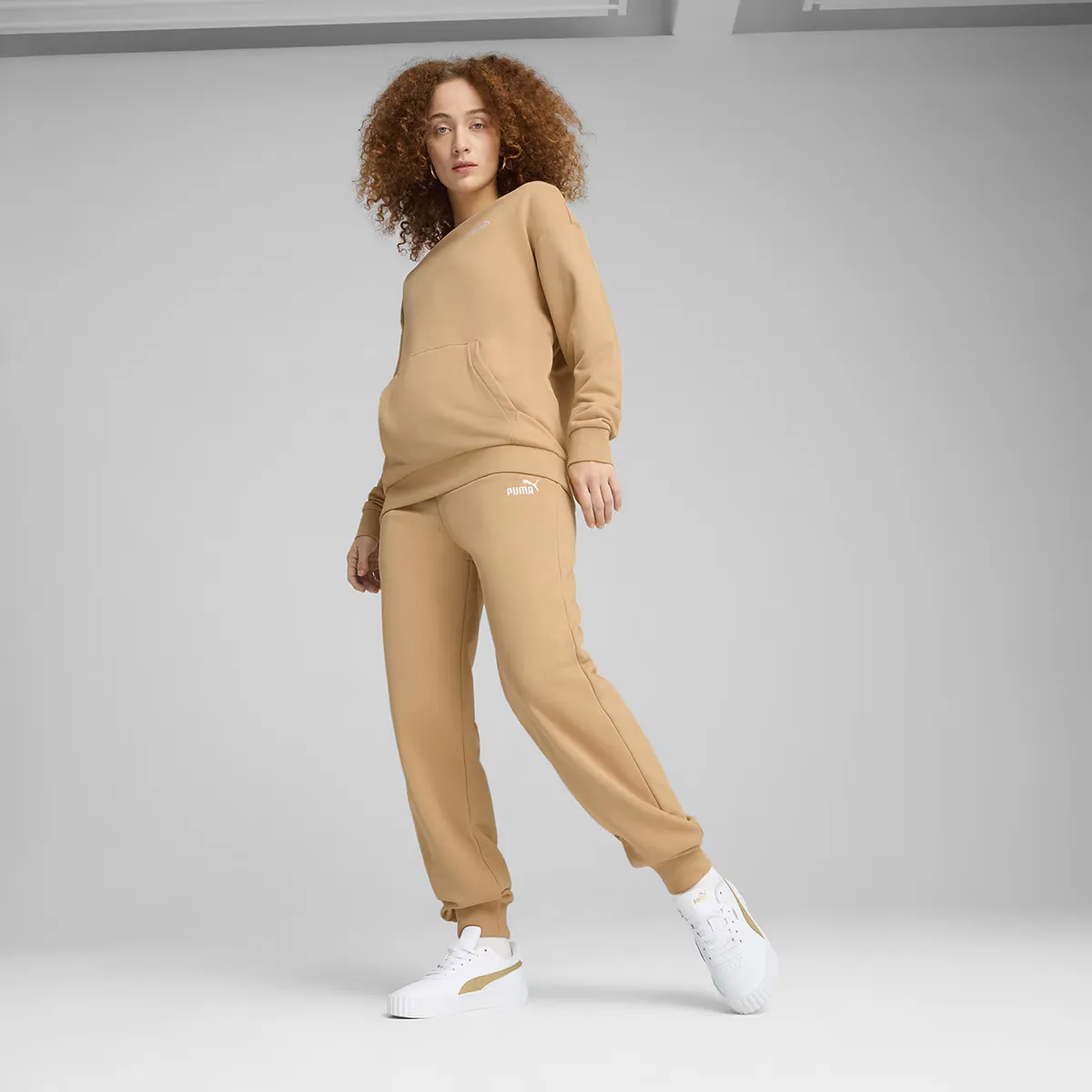 

Женский расслабленный спортивный костюм Puma Спортивный костюм, коричневый