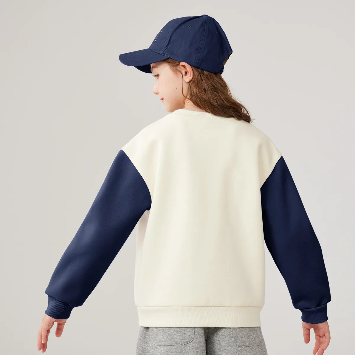 Детский свитшот с круглым вырезом Disney, Dicy Mickey Mouse Navy Blue — фото 4