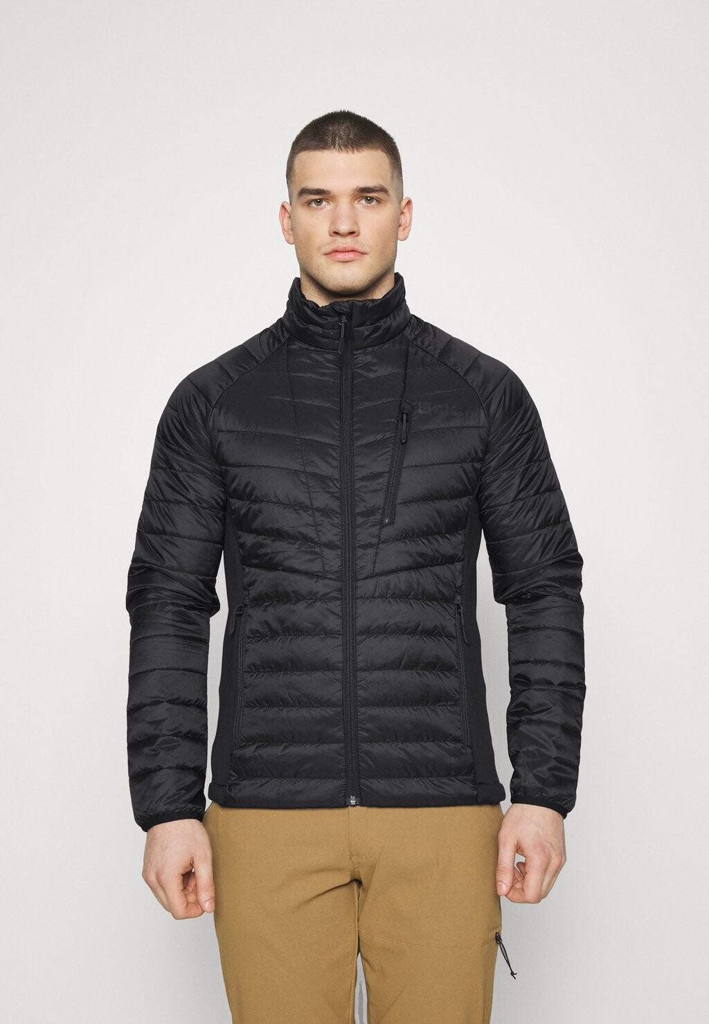 

Зимняя куртка Jack Wolfskin, черный