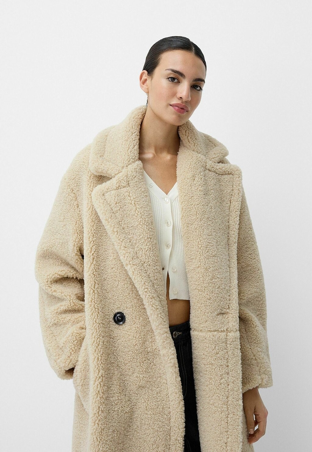 

Зимнее пальто Bershka, белый