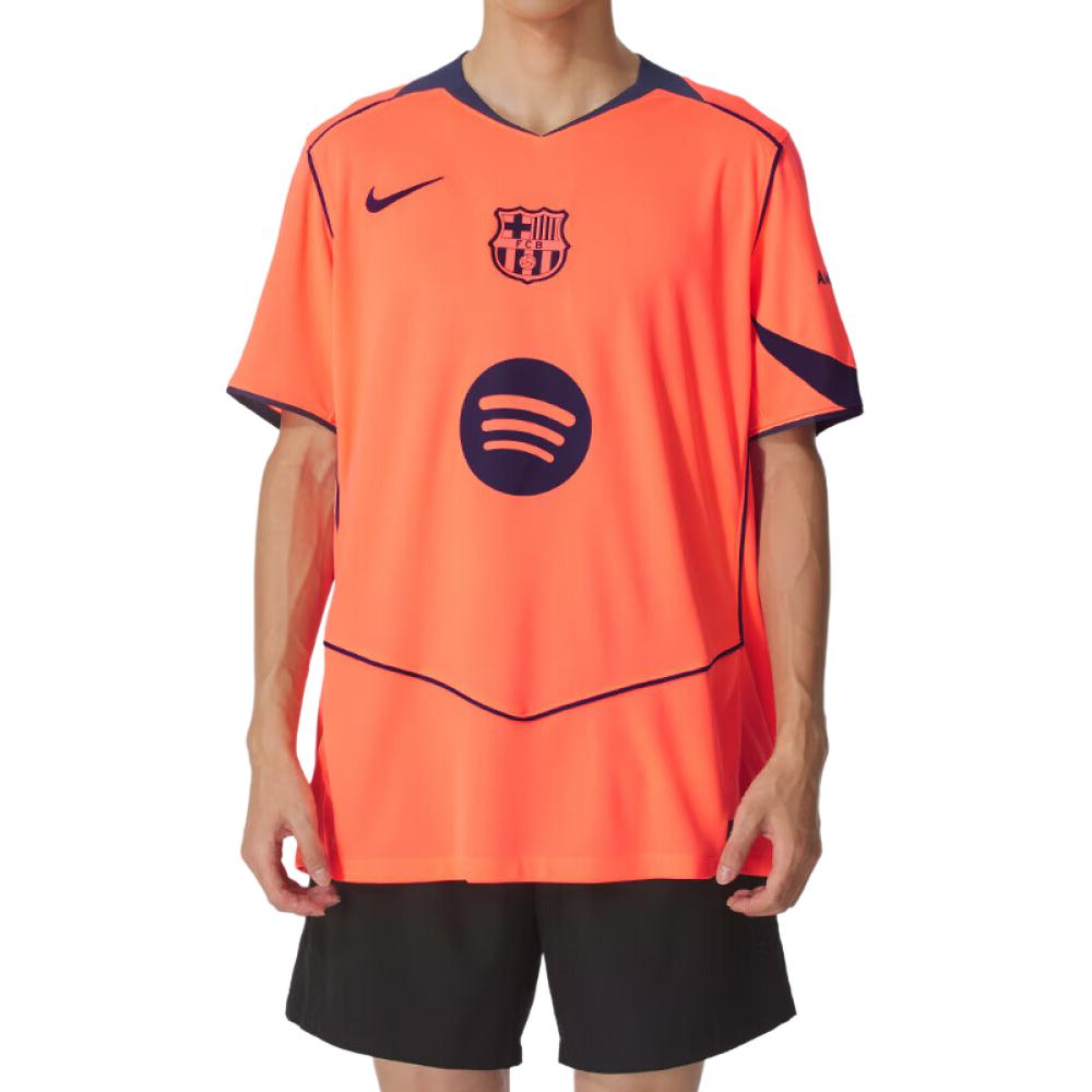 Футболка Barcelona 2025/26 Stadium Third мужская Dri FIT Total 90 реплика Nike, оранжевый — фото 2