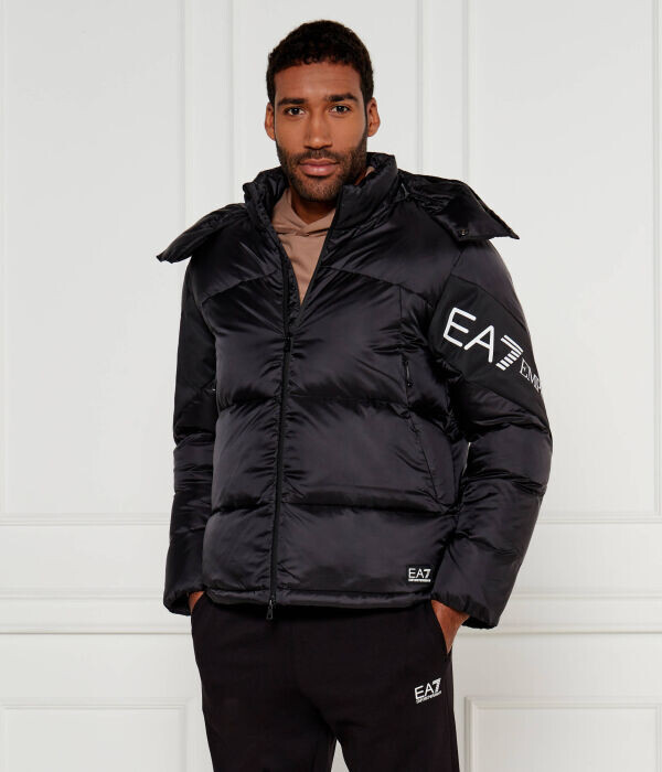 

Пуховик Ea7 Regular Fit, черный / белый