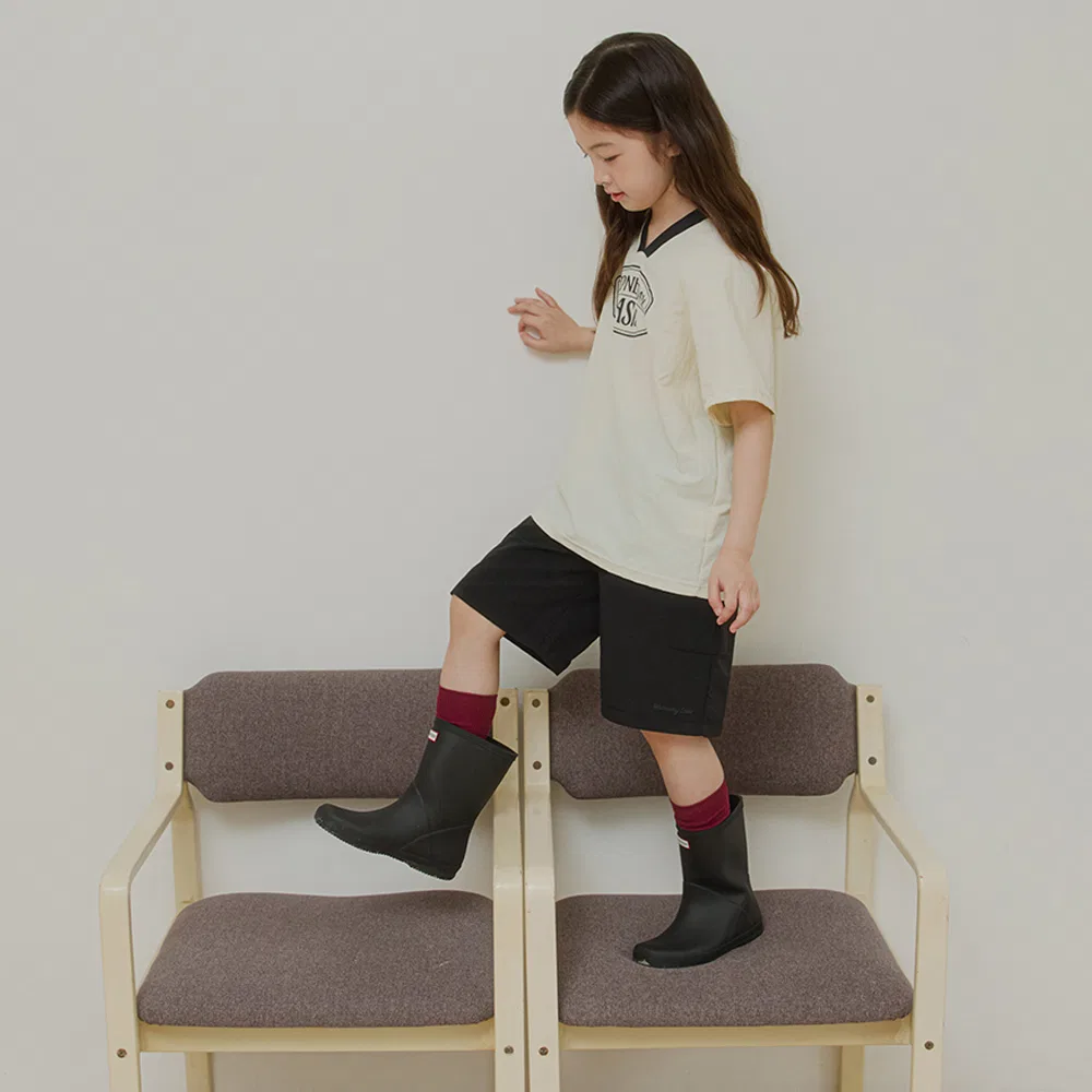 Детские шорты Stone Cargo Pocket Banding чёрного цвета от Wednesdayoasis Kids — фото 4