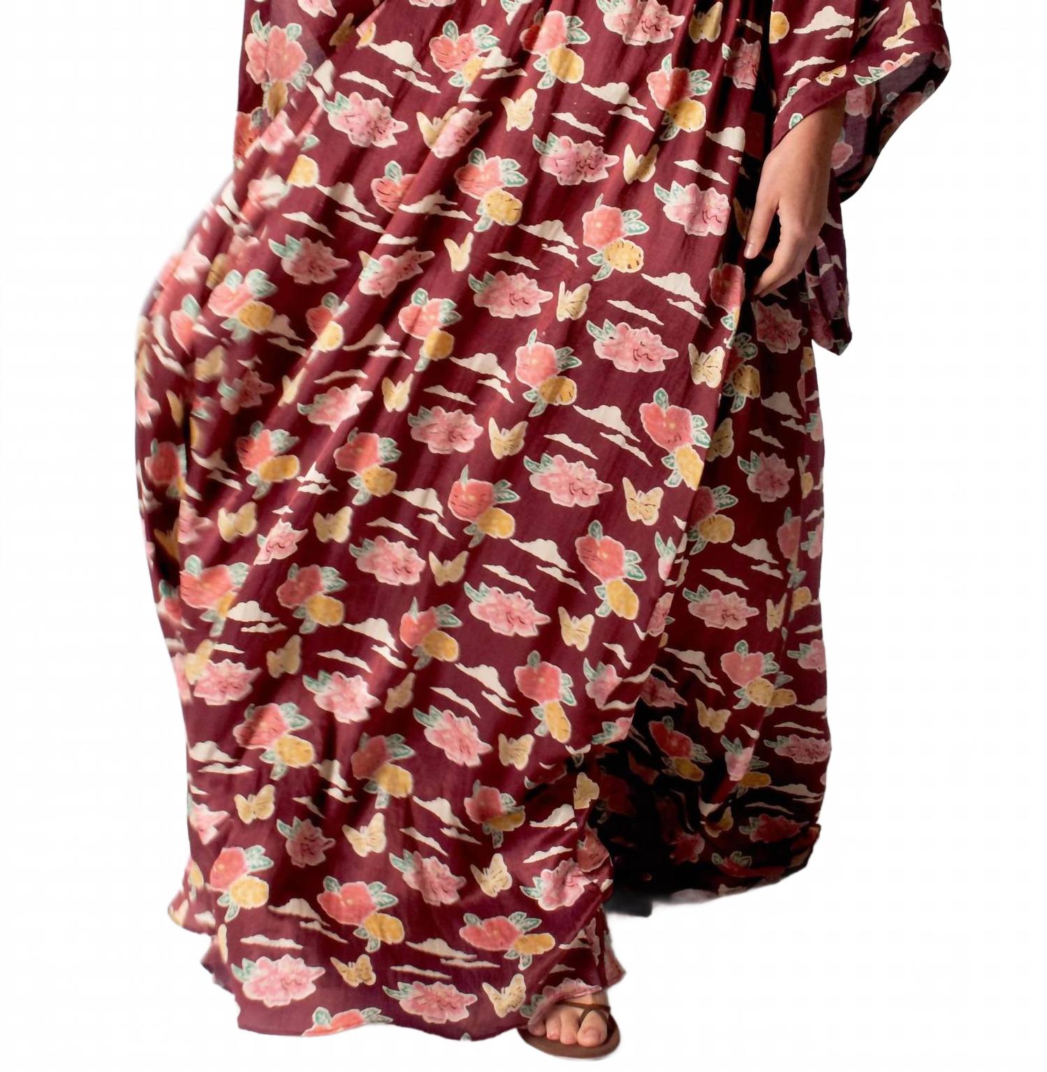 

Miguelina Платье-макси Amora с вырезами и цветочным принтом, бордового цвета