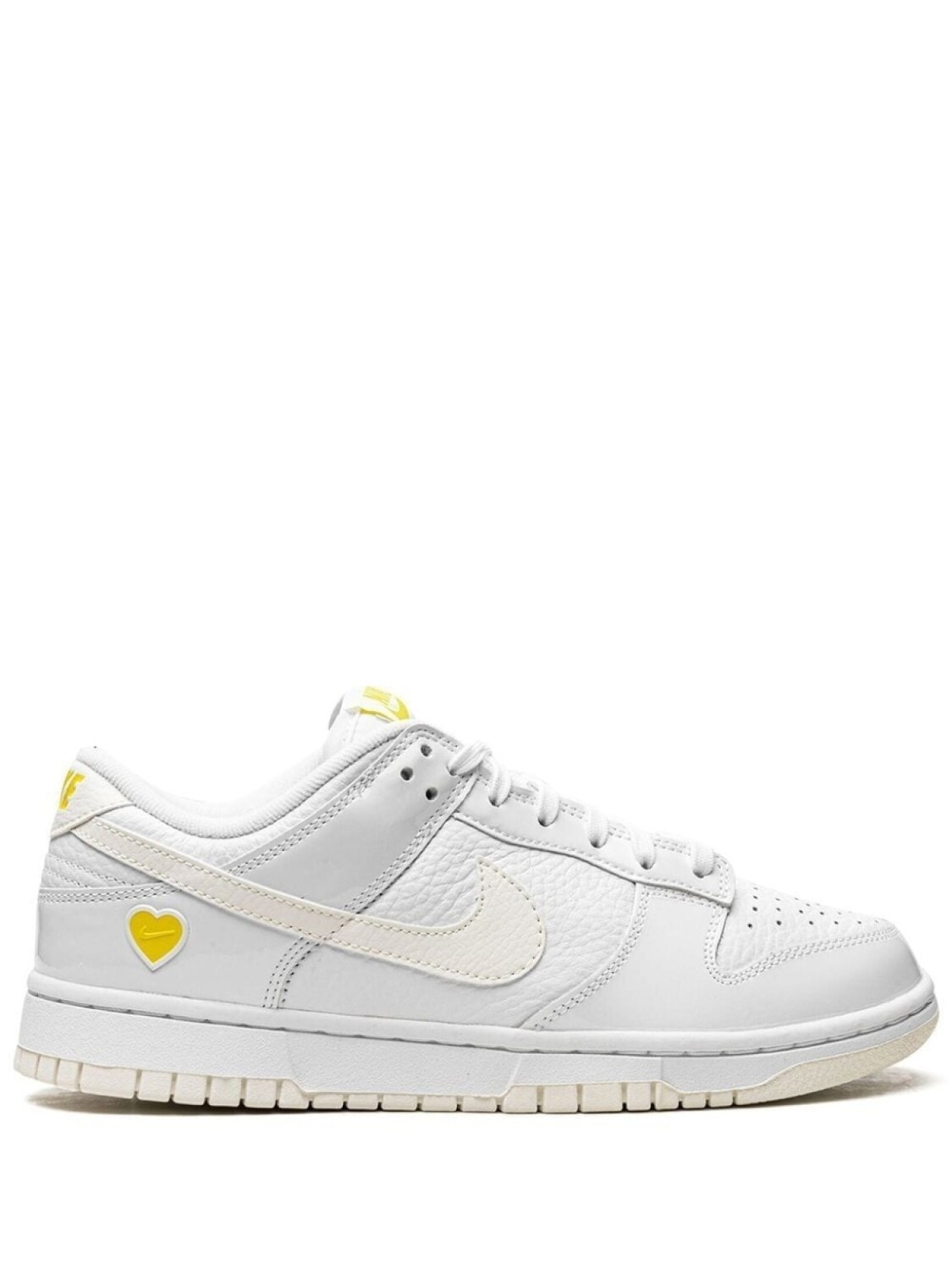 

Кроссовки Dunk Low Yellow Heart Nike, белый