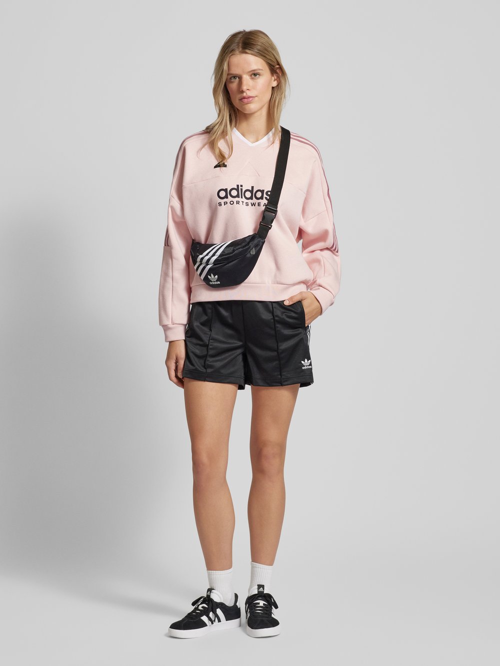 

Толстовка с этикеткой-значком модель «TIRO» ADIDAS SPORTSWEAR