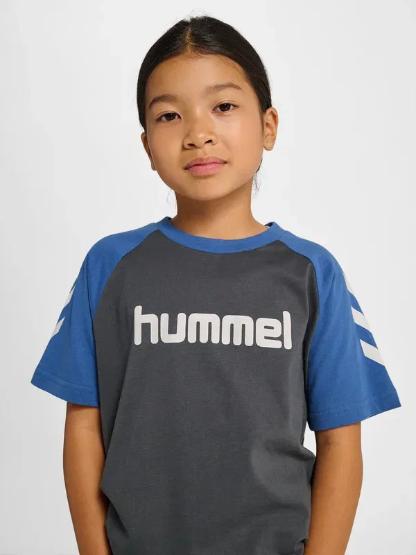 Футболка с принтом Hummel, цвет черное дерево — фото 4