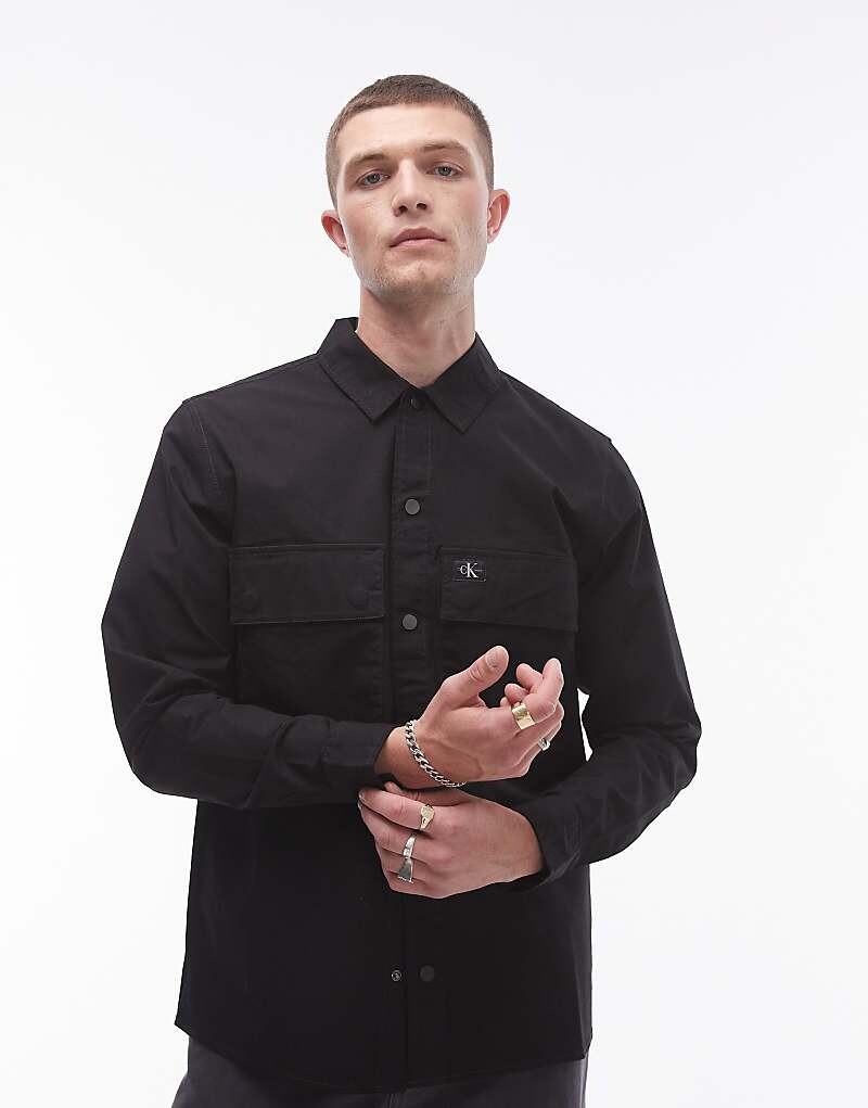 

Calvin Klein Jeans – практичная рубашка в цвете Schwarz