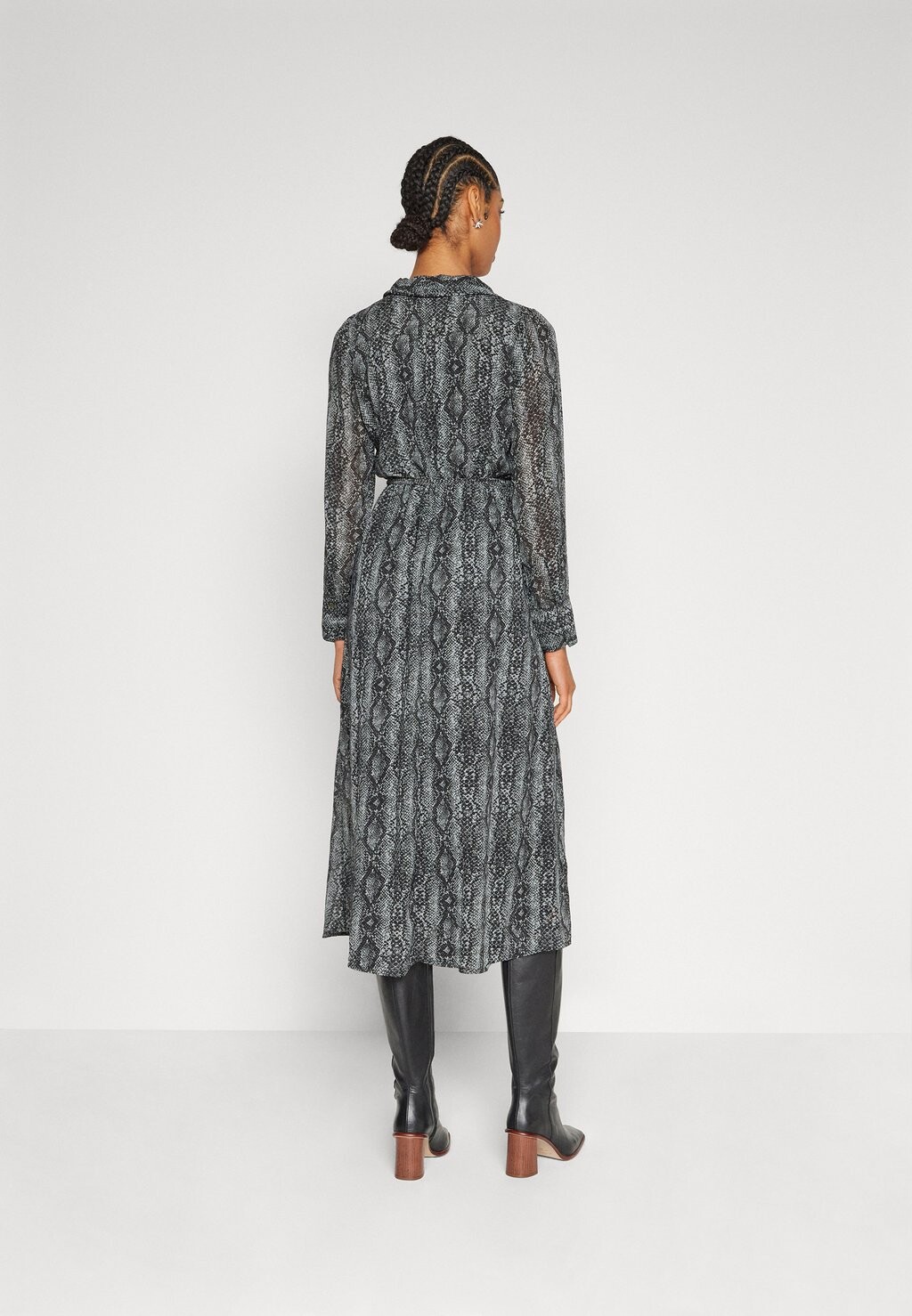

Дневное платье ONLALLIE MIDI DRESS ONLY, черный