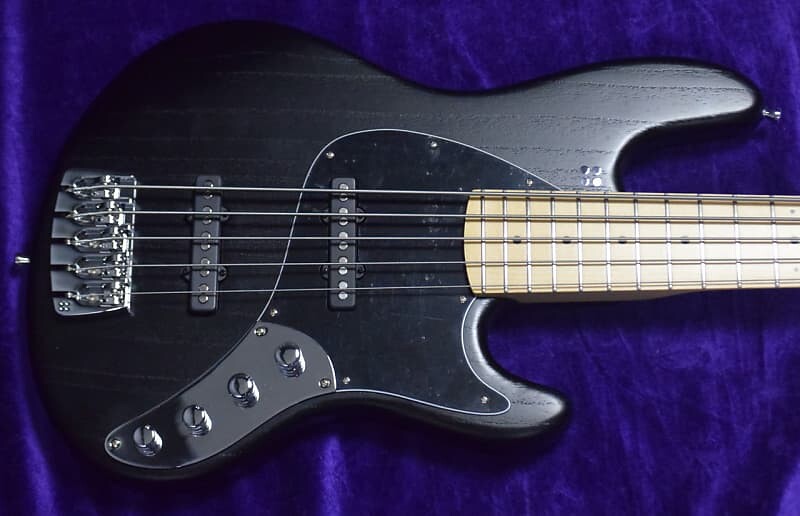 

Басс гитара Sandberg TT-5 SuperLight, Matte Black / Maple