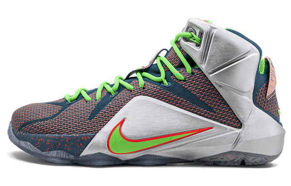 

Мужские баскетбольные кроссовки Nike Lebron 12