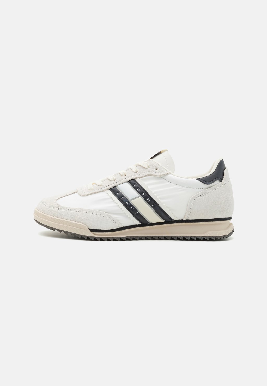 

Кроссовки RETRO RUNNER CLEATED Tommy Jeans, черный