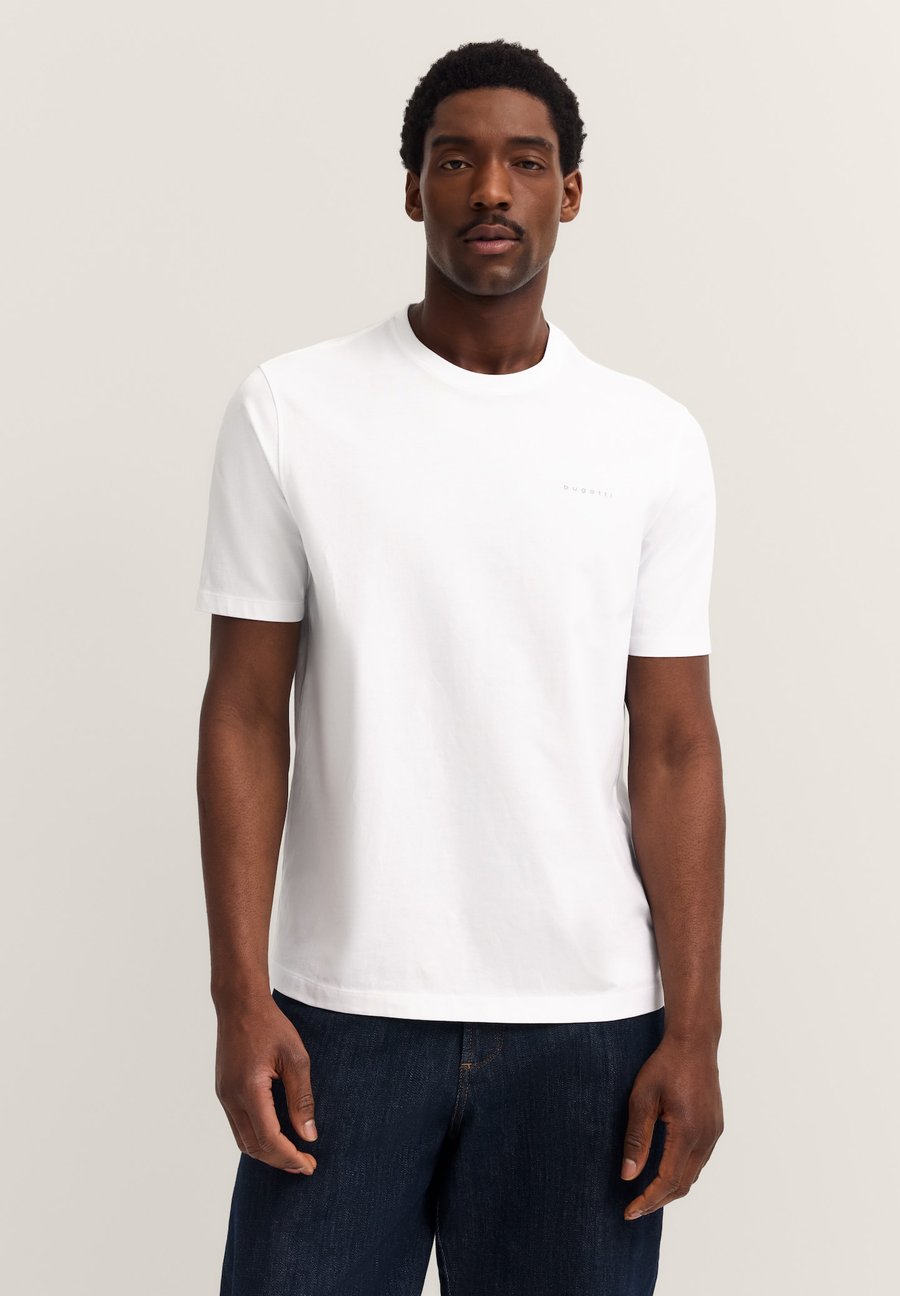 

Футболка bugatti Basic T-shirt, Weiß/White, Белый, Футболка bugatti Basic T-shirt, Weiß/White