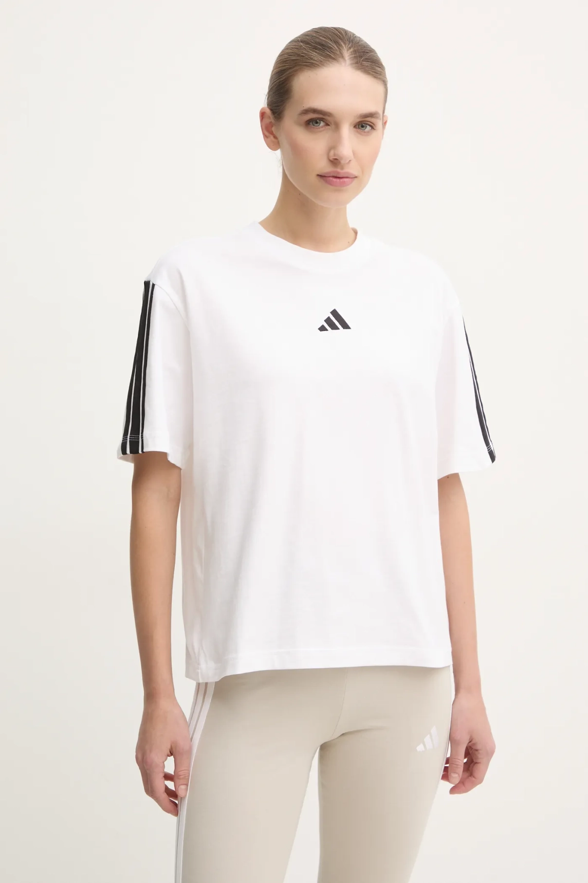 

Хлопковая футболка Essentials adidas, бежевый