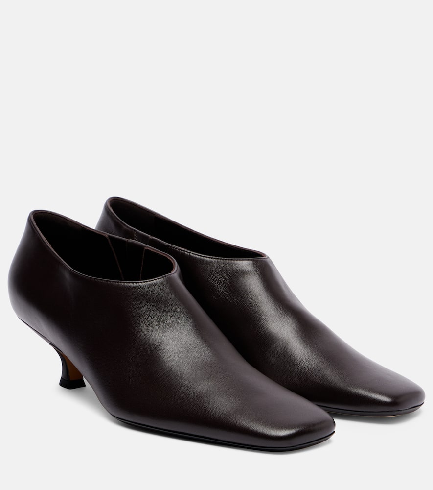 Кожаные туфли-лодочки Anna Calvin Klein Collection, Currant