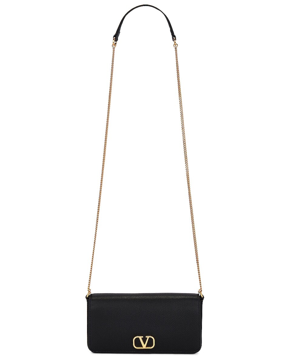 

Сумка Valentino Garavani V Logo Signature Pouch, неро