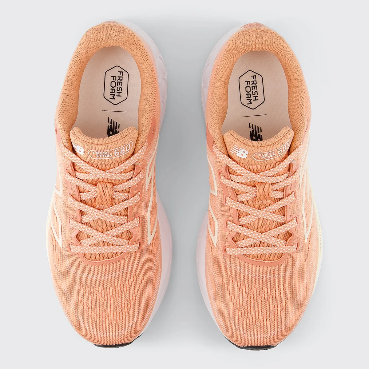 Кроссовки для бега женские Fresh Foam 680 v8 New Balance, персиковый — фото 3