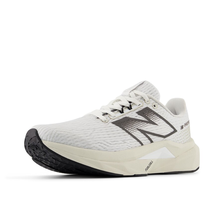 Беговые кроссовки new balance FuelCell Propel v5, natural white