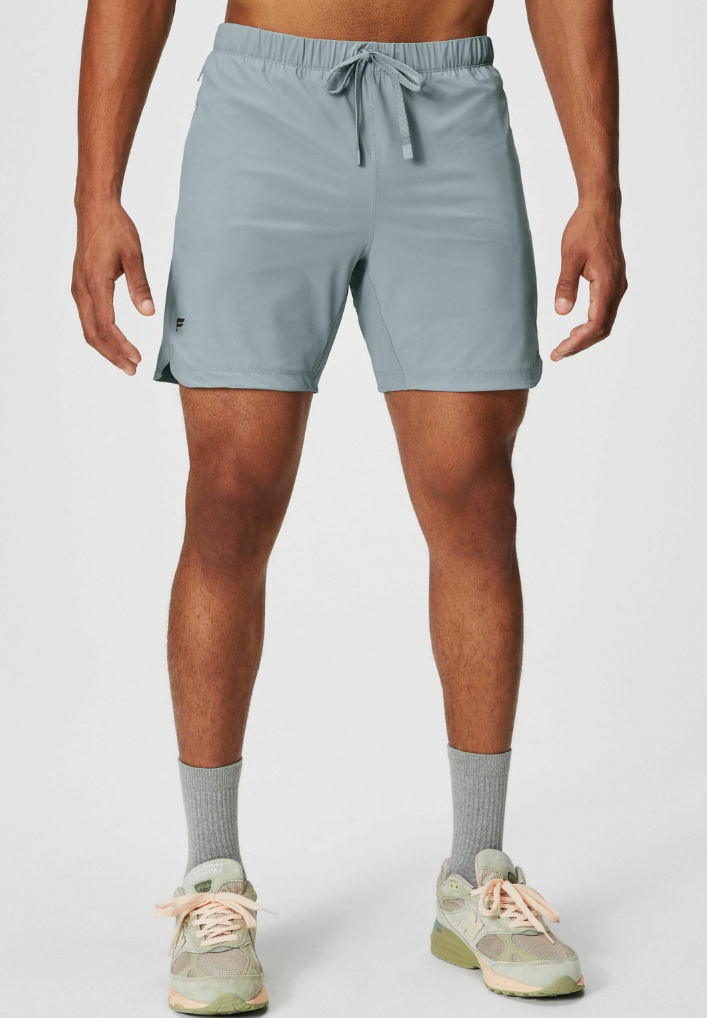 

Спортивные шорты THE ONE Fabletics, серый