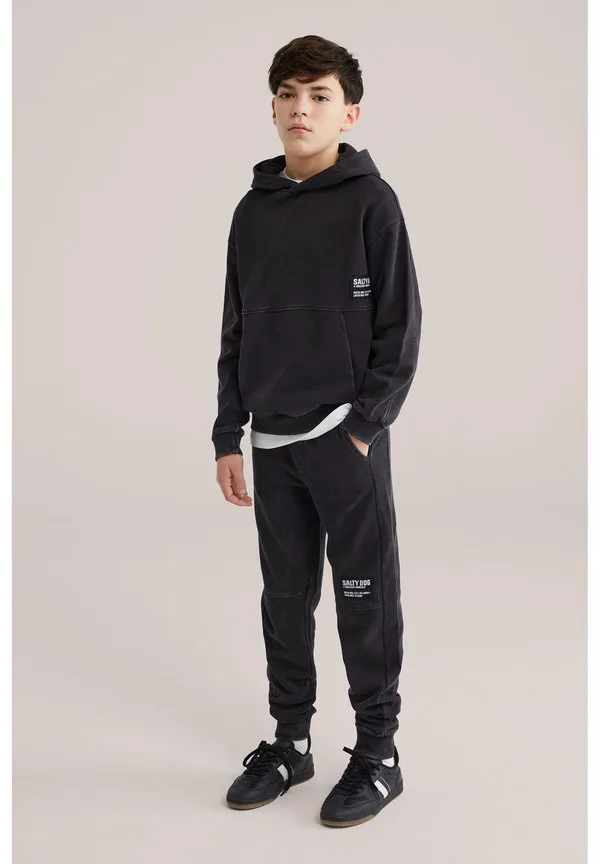 Спортивные штаны соленой собаки We Fashion, Black