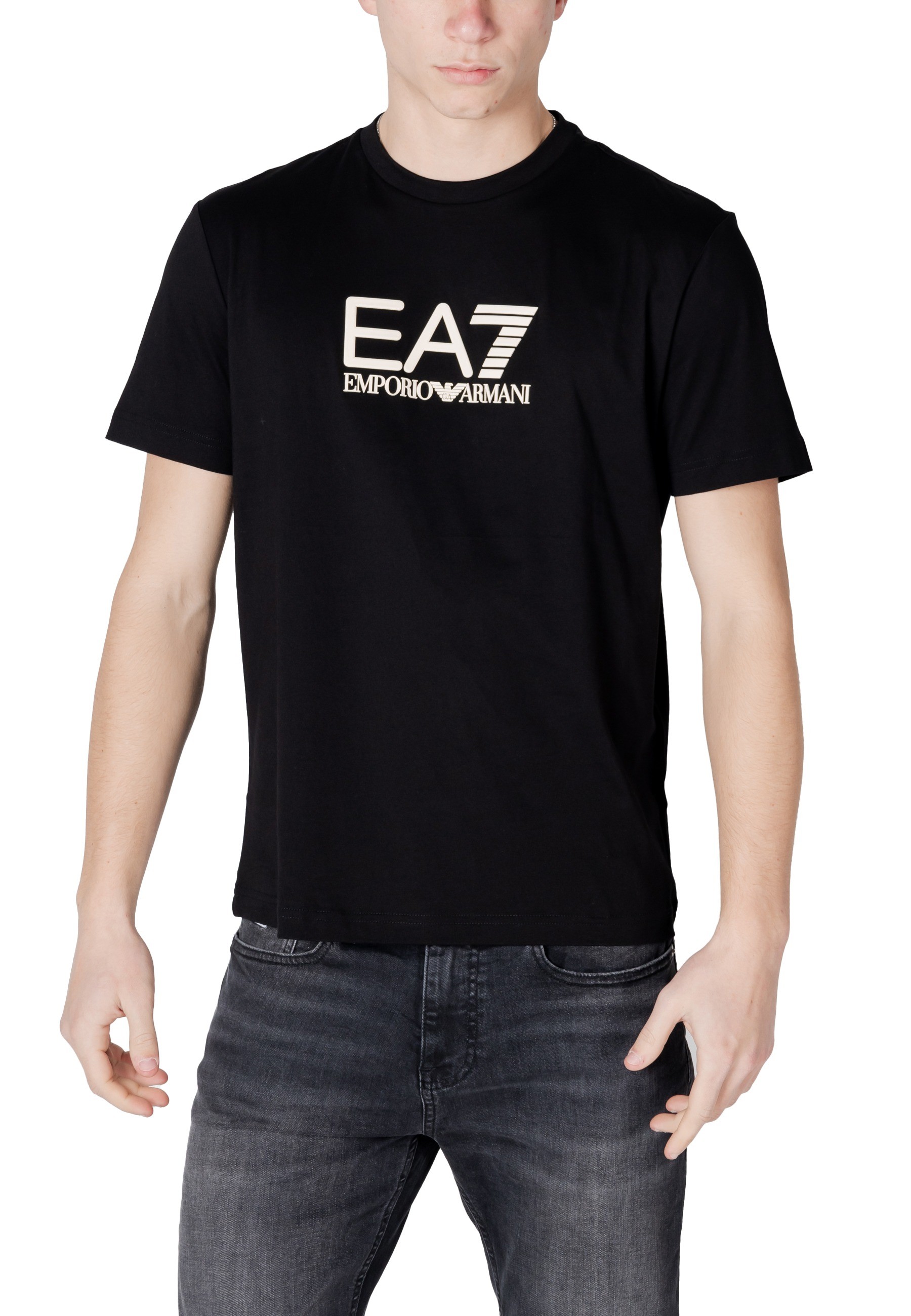 

Футболка EA7