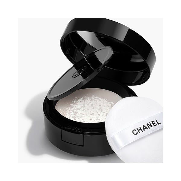 Рассыпчатая пудра с естественным финишем CHANEL POUDRE UNIVERSELLE ON-THE-GO FORMAT, 10 LIGHT — фото 2