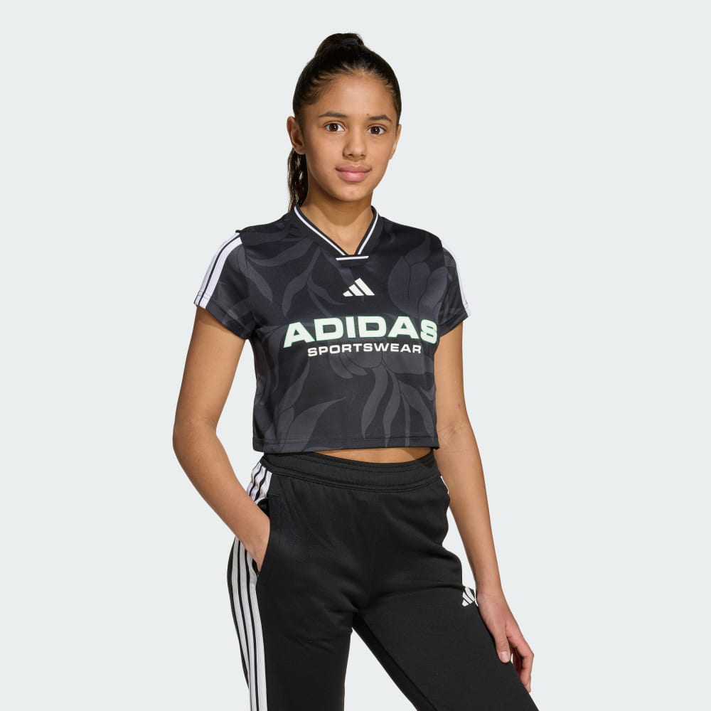 

Джерси Adidas House of Tiro Colors of Football Crop Tee Kids, цвет Carbon/Black/White