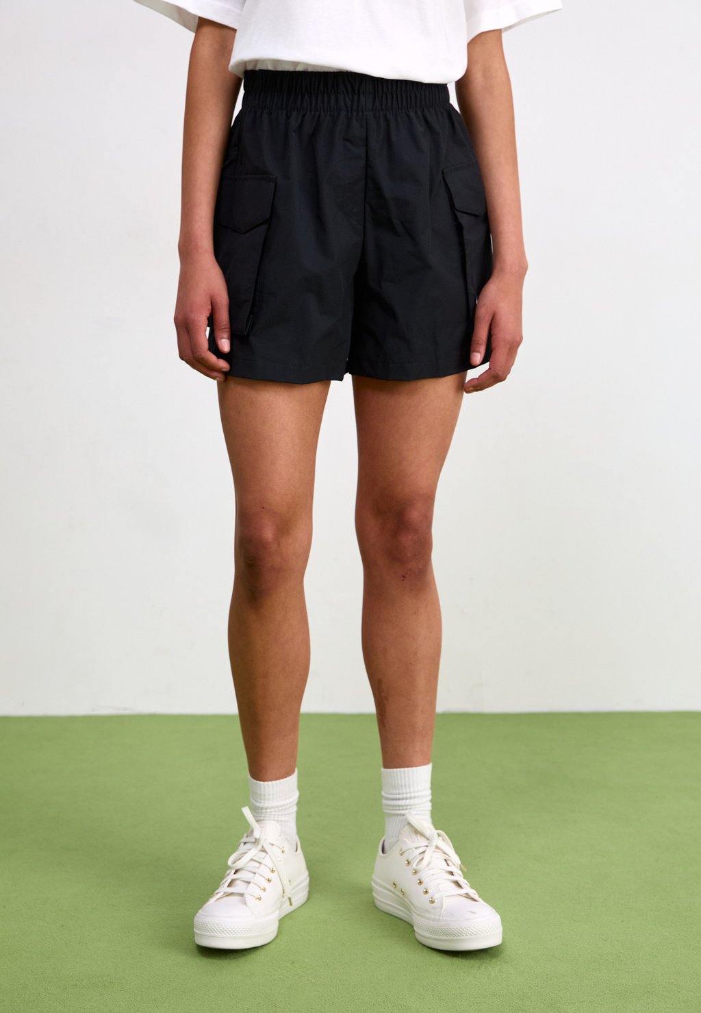 

Шорты Nike Sportswear, черный
