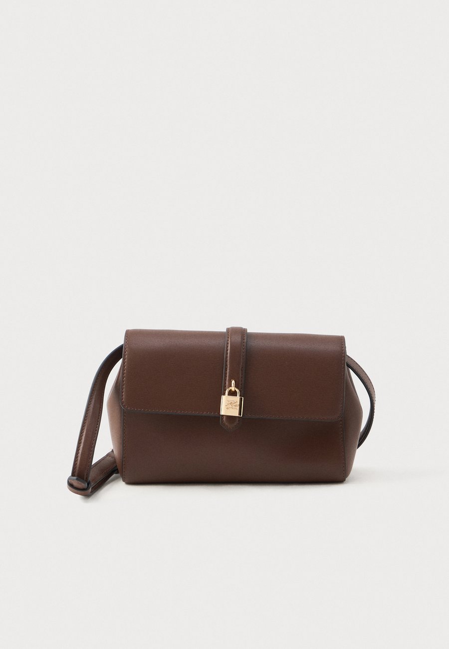 

Сумка кросс-боди KARL LAGERFELD AUTOGRAPH PADLOCK FLAP, Dark Friar Brown/Dark Brown