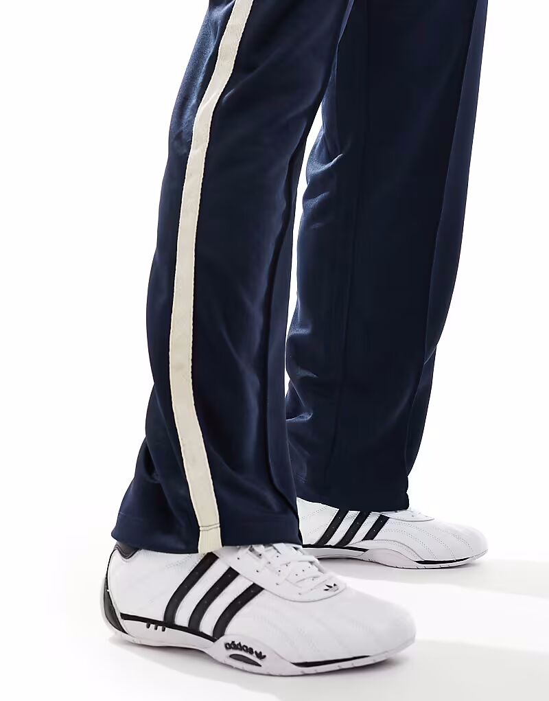 

Adidas Originals - Adi Racer Low - Кроссовки белого и черного цвета