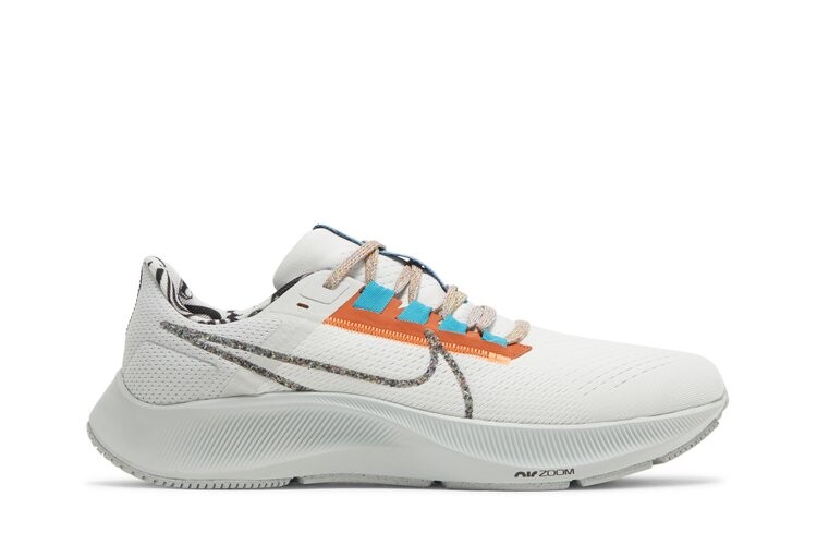 

Кроссовки Nike Air Zoom Pegasus 38, белый