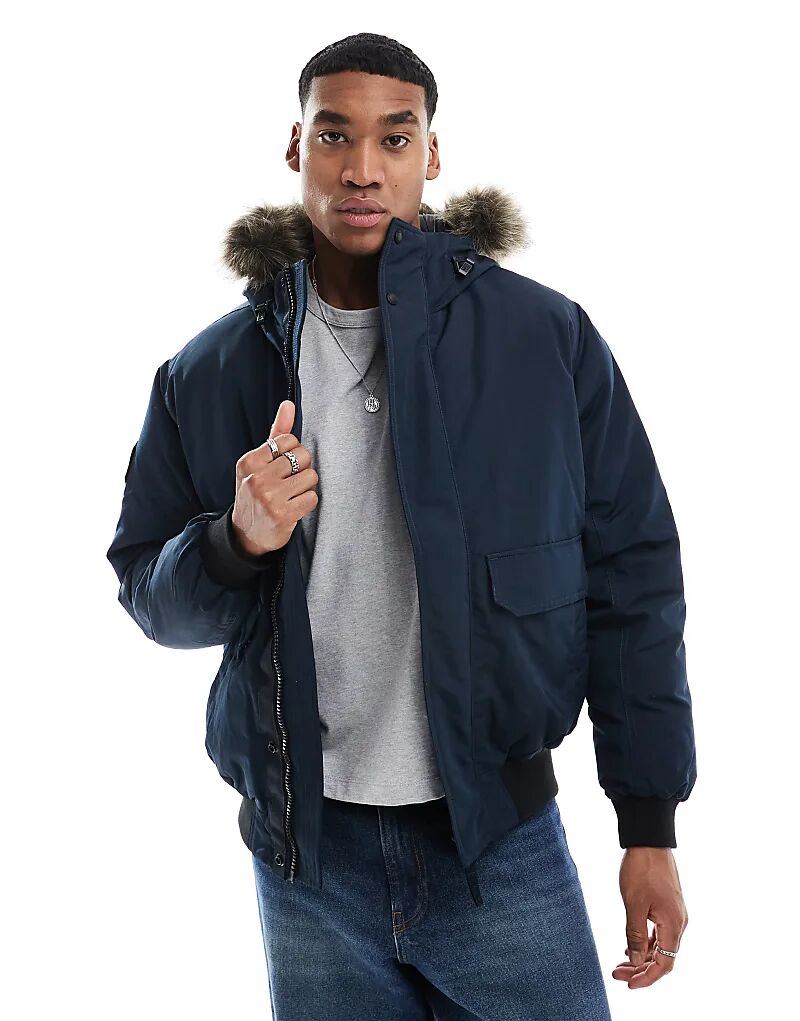 

Куртка-бомбер Everest из искусственного меха в цвете Eclipse Navy Superdry