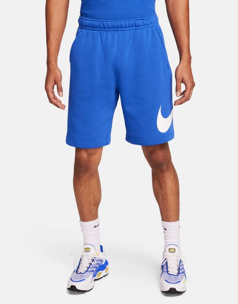 

Синие шорты с графическим рисунком Nike Club