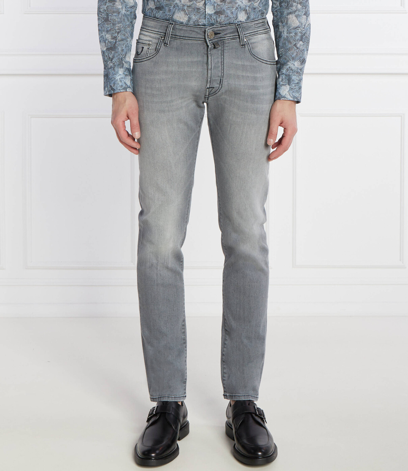 

Джинсы Jacob Cohen NICK Slim Fit, серый