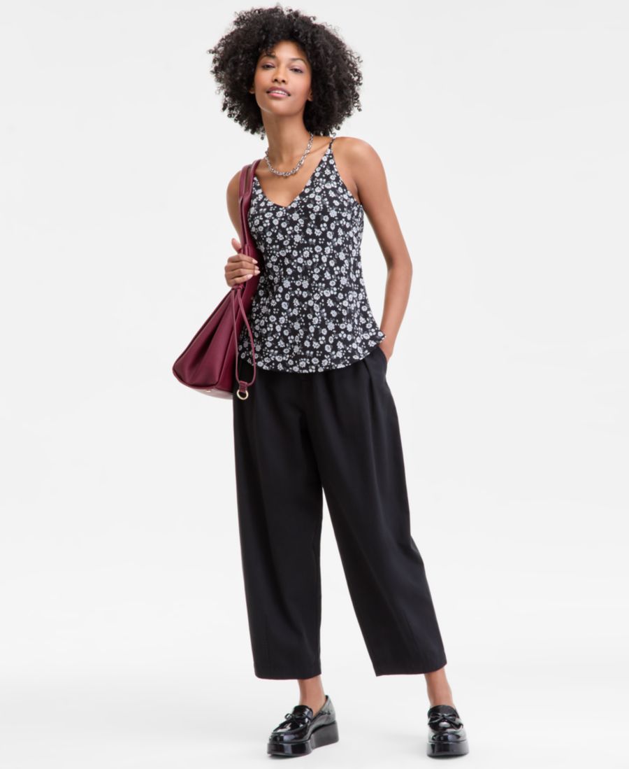 

Женская майка с цветочным принтом и двойным V-образным вырезом, эксклюзивно для Macy's On 34th, Deep Black