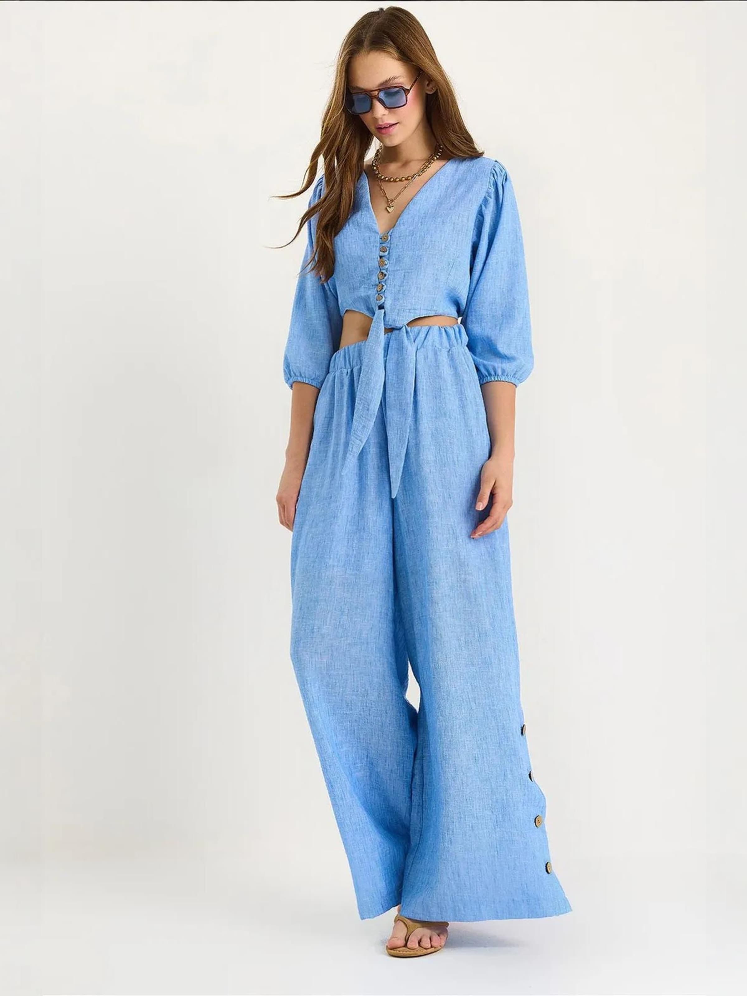 

Bianco Lucci Костюм-двойка в синем цвете