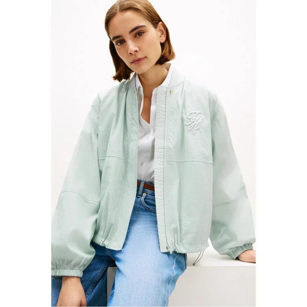 Женская укороченная куртка-бомбер оверсайз мятного цвета от Tommy Hilfiger Women — фото 4