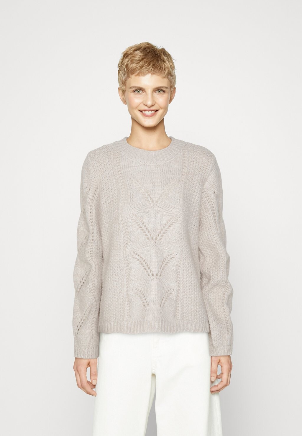 

Свитер вязаный VMSOF O NECK Vero Moda, цвет silver lining melange